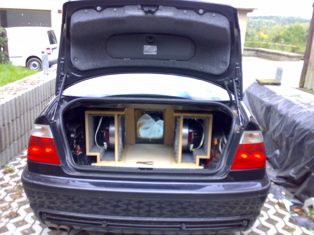 E46 328i Limousine Carbonschwarz - 3er BMW - E46