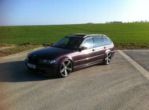 Turmalinviolettfarbener 320d im OEM Style - 3er BMW - E46 Turmalinviolettfarbener 320d im OEM Style - 3er BMW - E46