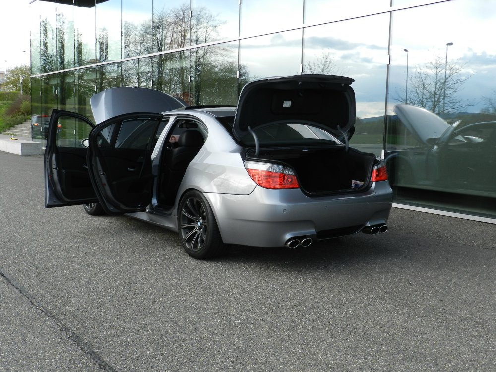 BMW E60 M5 - 5er BMW - E60 / E61