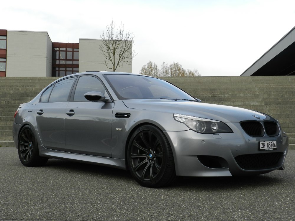 BMW E60 M5 - 5er BMW - E60 / E61