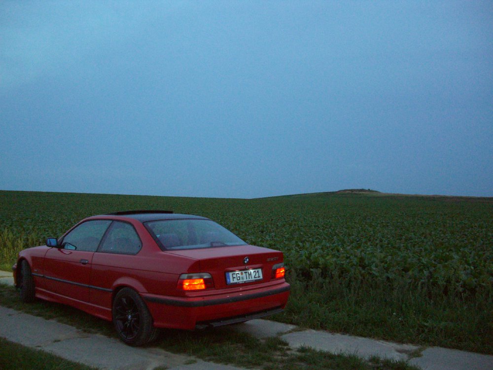 320i Red Coupe - 3er BMW - E36