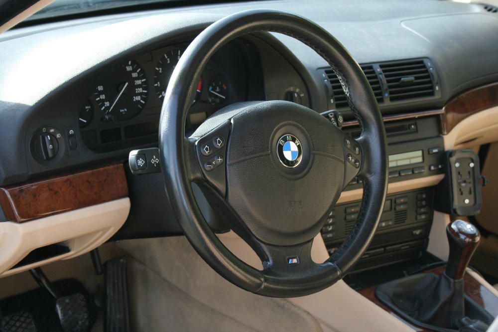 523i - 5er BMW - E39