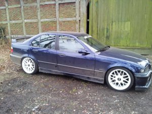 328i Limo in Montralblau im M Gewand :) - 3er BMW - E36