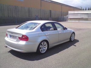 320d - 3er BMW - E90 / E91 / E92 / E93 320d - 3er BMW - E90 / E91 / E92 / E93