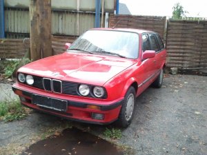 Die rote Zora - Winterfreundin - 3er BMW - E30 Die rote Zora - Winterfreundin - 3er BMW - E30