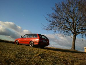 Die rote Zora - Winterfreundin - 3er BMW - E30 Die rote Zora - Winterfreundin - 3er BMW - E30
