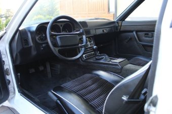 Porsche 944 2.5 Coupé Alpinweiß - Fremdfabrikate Porsche 944 2.5 Coupé Alpinweiß - Fremdfabrikate