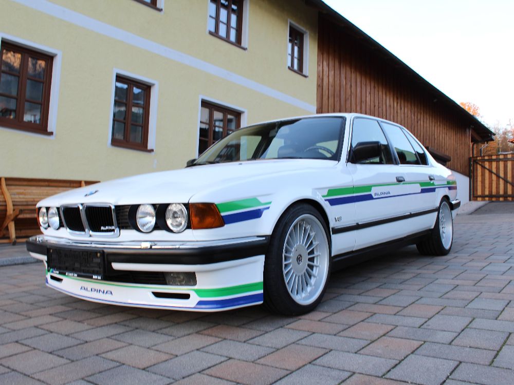 BMW E32 730i V8 Limousine wei - Fotostories weiterer BMW Modelle