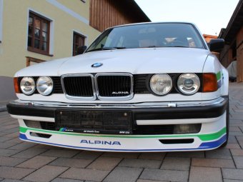 BMW E32 730i V8 Limousine wei - Fotostories weiterer BMW Modelle