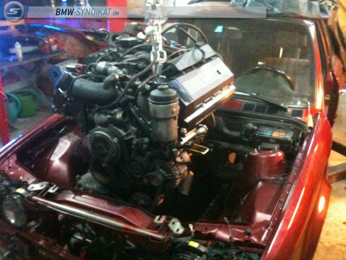 BMW E30 340i Limousine - 3er BMW - E30 BMW E30 340i Limousine - 3er BMW - E30