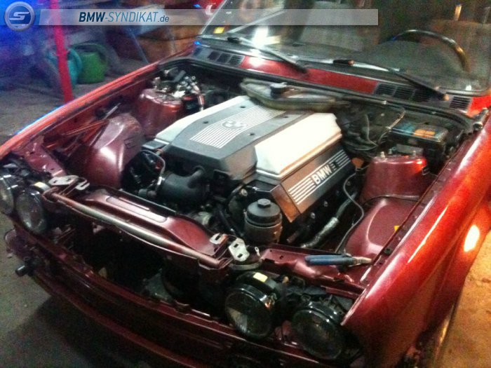 BMW E30 340i Limousine - 3er BMW - E30 BMW E30 340i Limousine - 3er BMW - E30
