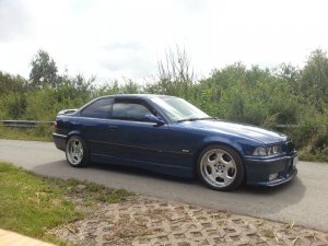 328QP Avusblau Met. - 3er BMW - E36