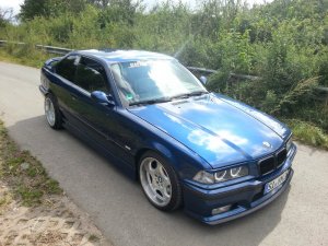 328QP Avusblau Met. - 3er BMW - E36