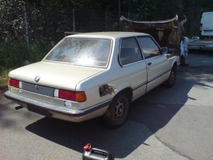 E21 315 Einfahrt Fund - Fotostories weiterer BMW Modelle E21 315 Einfahrt Fund - Fotostories weiterer BMW Modelle