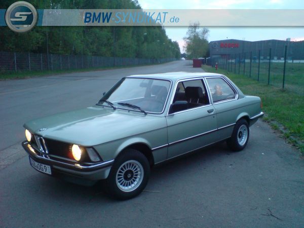 316 E21 Garagenfund - Fotostories weiterer BMW Modelle - DSC01045.JPG