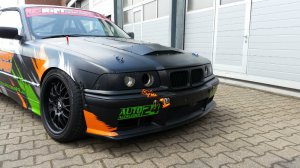 BMW E36 4,4L V8 - 3er BMW - E36 BMW E36 4,4L V8 - 3er BMW - E36