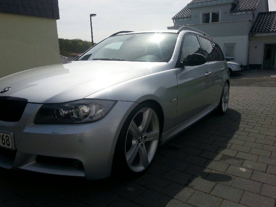 E91 320d touring M-Packet Aktuell - 3er BMW - E90 / E91 / E92 / E93