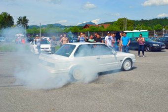 Polarweier E30 327i katlos - 3er BMW - E30