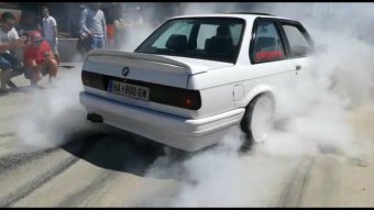 Polarweier E30 327i katlos - 3er BMW - E30