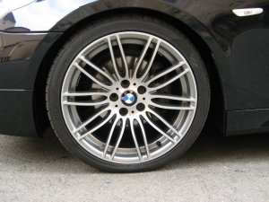 BMW Styling 269 Felge in 8.5x19 ET 18 mit Falken FK 452 Reifen in 245/35/19 montiert vorn Hier auf einem 5er BMW E61 525i (Touring) Details zum Fahrzeug / Besitzer