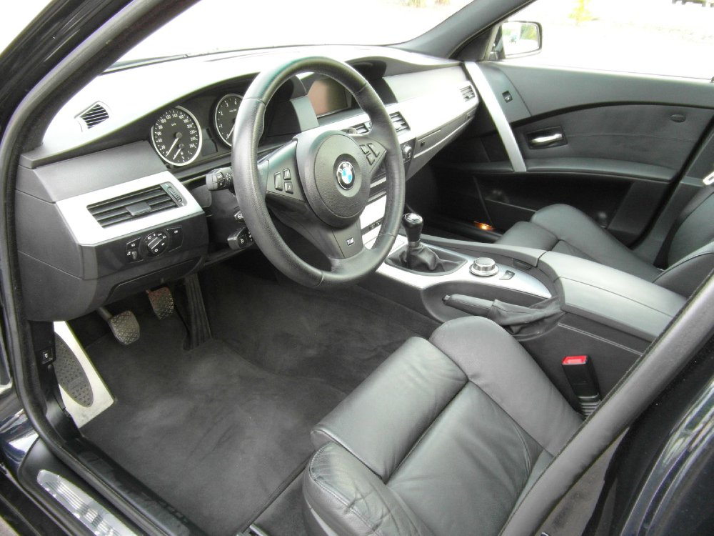 BMW 550i... einfach... schwarz - 5er BMW - E60 / E61