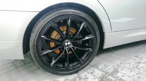 BMW V-Speiche 296 Felge in 9x19 ET 40 mit Dunlop SP Sport Maxx Reifen in 255/30/19 montiert hinten Hier auf einem 3er BMW E91 320i (Touring) Details zum Fahrzeug / Besitzer