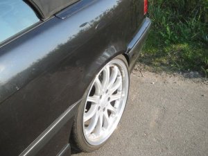 Meine kleine schwarze Wolke 320/8 ;-) - 3er BMW - E36