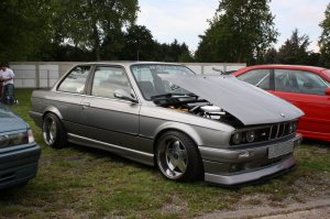 BMW E30 318i ...old DUDE !! - 3er BMW - E30