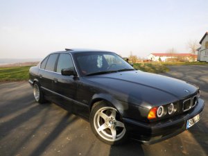 E34 525i - 5er BMW - E34 E34 525i - 5er BMW - E34