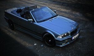 BMW E36 320i Cabrio Moreagrün M Paket - 3er BMW - E36 BMW E36 320i Cabrio Moreagrün M Paket - 3er BMW - E36