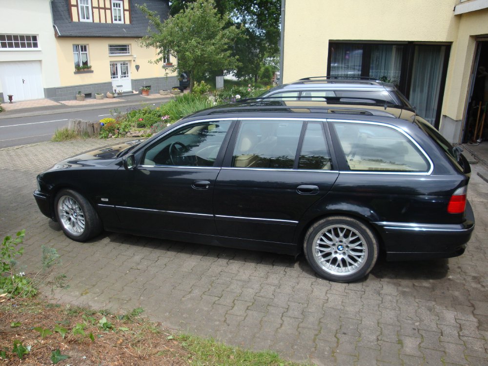 528iA Black Beauty - 5er BMW - E39