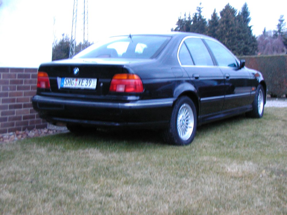 Meine Wochenend Limo ;) E39 523i - 5er BMW - E39