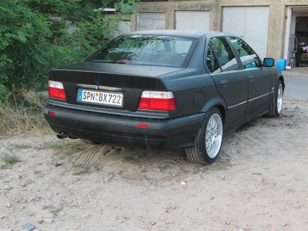 E36, 323i Limousine - 3er BMW - E36