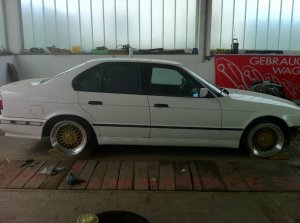 Alpinweiss 18" RS-Style M-Technik - 5er BMW - E34