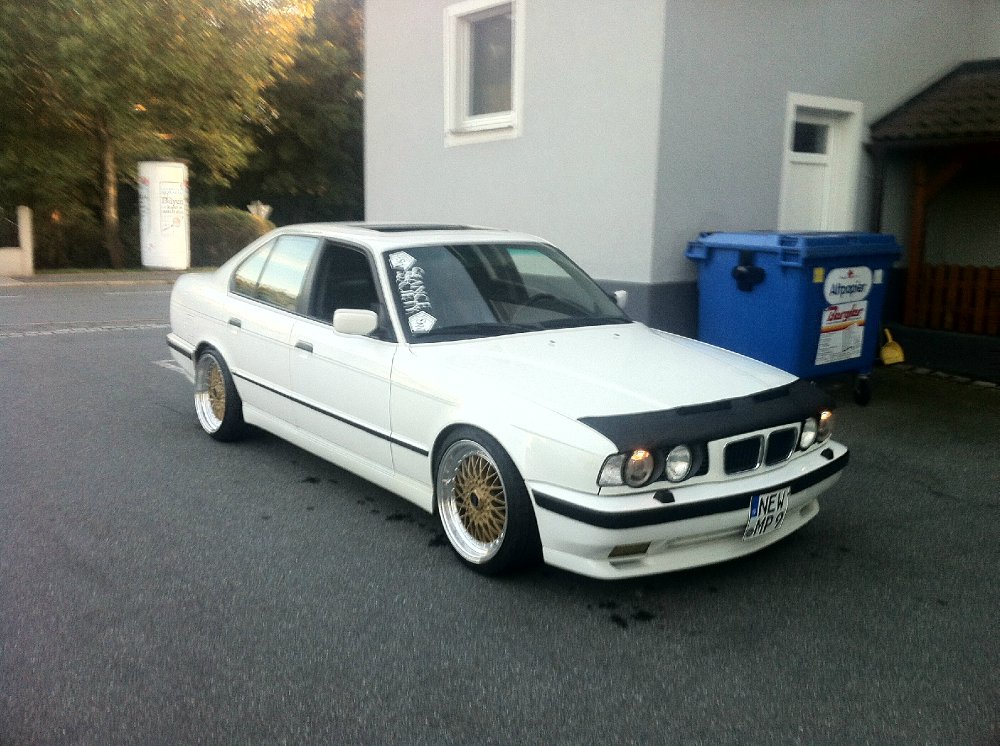 Alpinweiss 18" RS-Style M-Technik - 5er BMW - E34