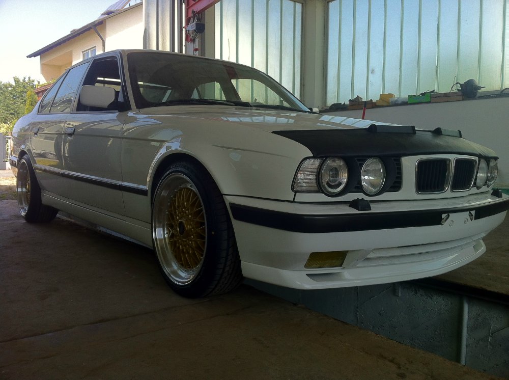 Alpinweiss 18" RS-Style M-Technik - 5er BMW - E34