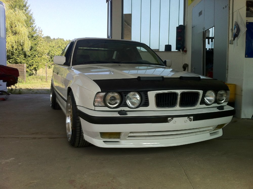 Alpinweiss 18" RS-Style M-Technik - 5er BMW - E34