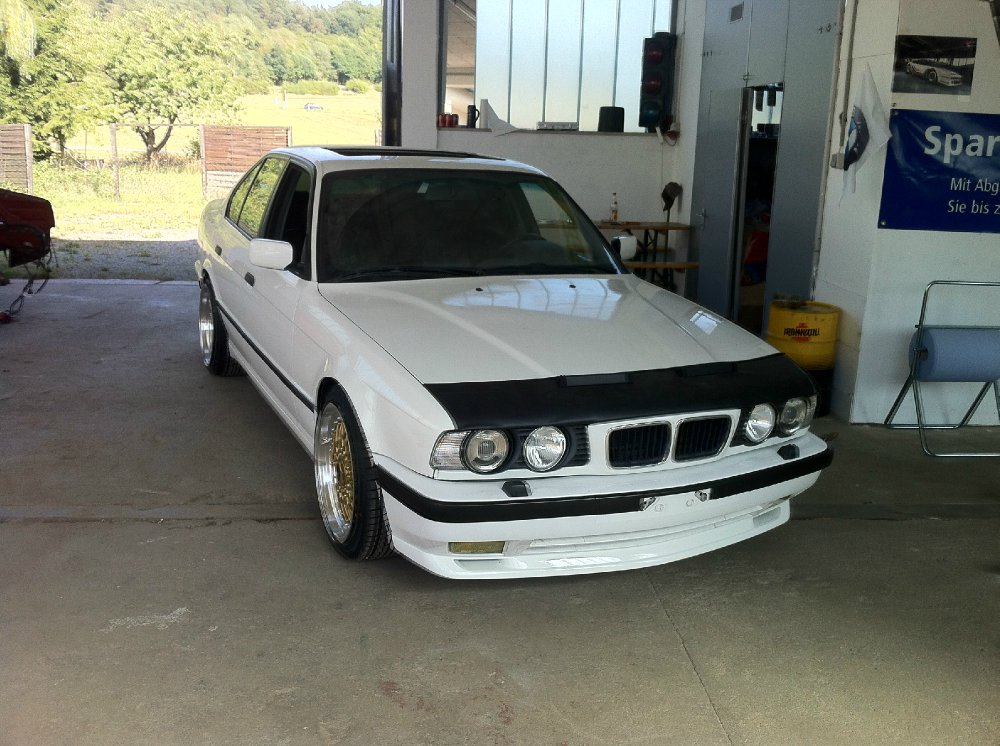 Alpinweiss 18" RS-Style M-Technik - 5er BMW - E34