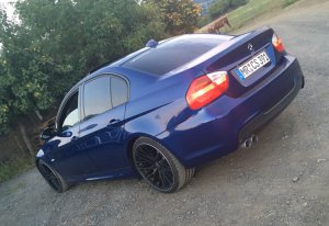 E90 330D Le Mans Blau - 3er BMW - E90 / E91 / E92 / E93