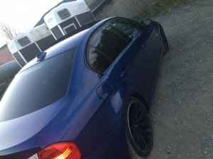 E90 330D Le Mans Blau - 3er BMW - E90 / E91 / E92 / E93