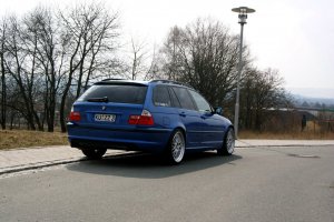 Estorilblau 330d - 3er BMW - E46