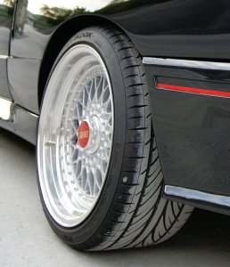 BBS RS 197 Felge in 9.5x17 ET 13 mit Hankook ventus v12 evo Reifen in 245/35/17 montiert hinten Hier auf einem 3er BMW E30 M3 (Cabrio) Details zum Fahrzeug / Besitzer