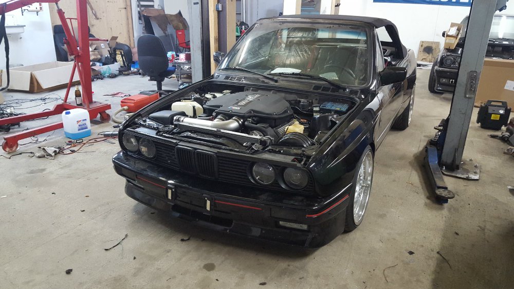 V8 Cabrio - 3er BMW - E30