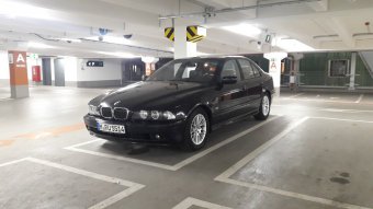 Ein V8 für alle Fälle! - 5er BMW - E39 Ein V8 für alle Fälle! - 5er BMW - E39