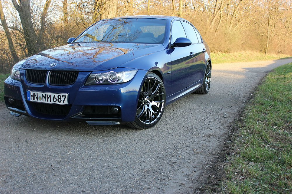 BMW E90 330i Le Mans Blau - 3er BMW - E90 / E91 / E92 / E93