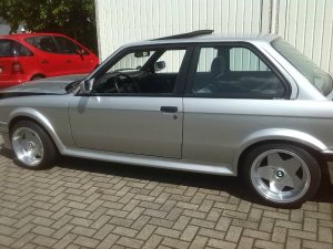 BMW E30 OLD BUT GOLD - 3er BMW - E30