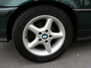 BMW  Felge in 10x16 ET  mit kumho Solus Vier Reifen in 225/50/16 montiert vorn Hier auf einem 3er BMW E36 320i (Coupe) Details zum Fahrzeug / Besitzer