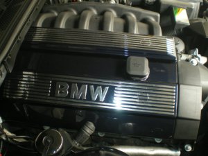 BMW 320i Cabrio orientblau - 3er BMW - E36