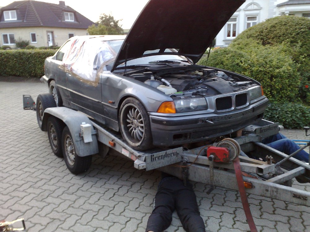 E36 Coupe Arktisgrau meets Cosmosschwarz Neuaufbau - 3er BMW - E36
