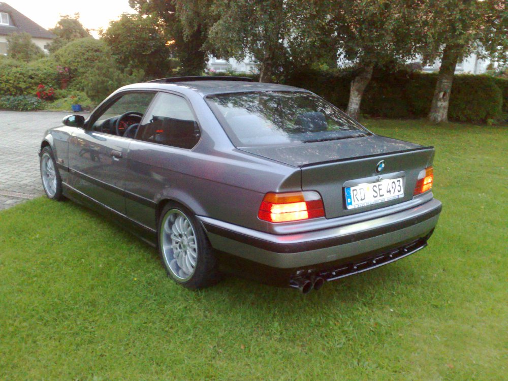 E36 Coupe Arktisgrau meets Cosmosschwarz Neuaufbau - 3er BMW - E36